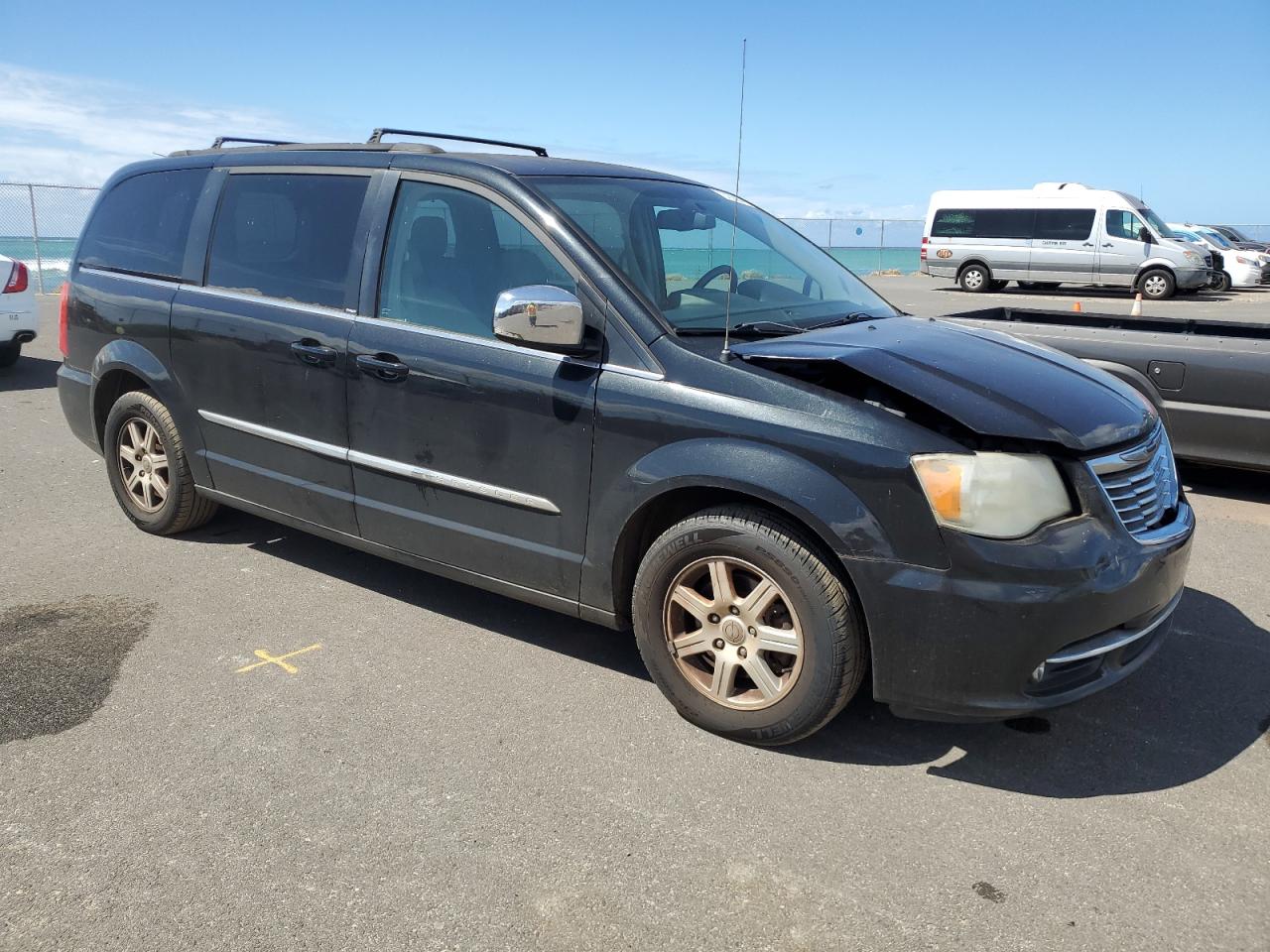 2012 Chrysler Town & Country VIN 2C4RC1CG7CR150310 Copart auction photo, front end damage thumbnail 4