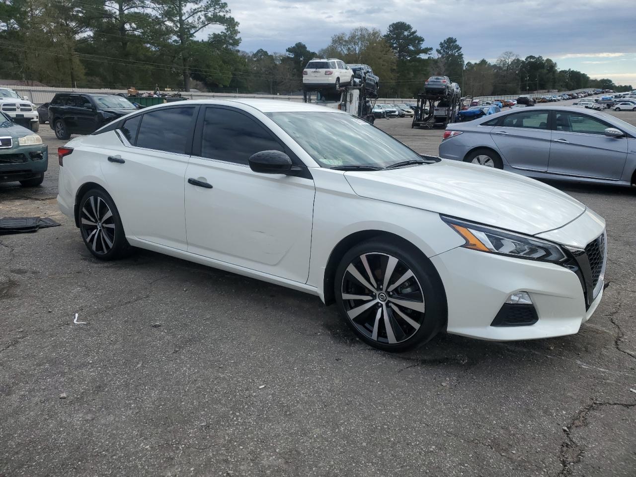 2020 Nissan Altima VIN 1N4BL4CV2LC257636 Copart auction photo, front end / undercarriage damage thumbnail 4