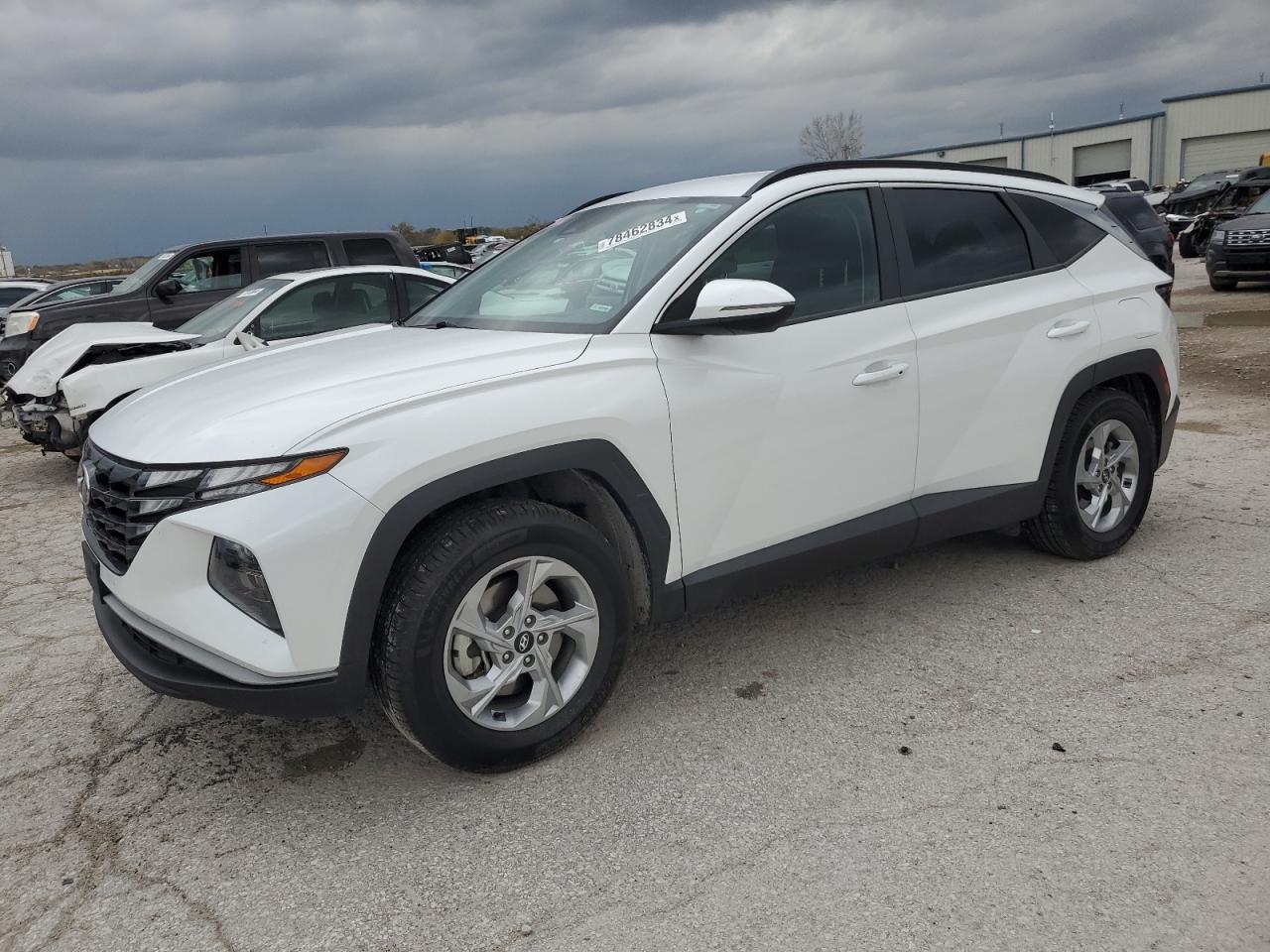 2022 Hyundai Tucson VIN 5NMJB3AE9NH082330
