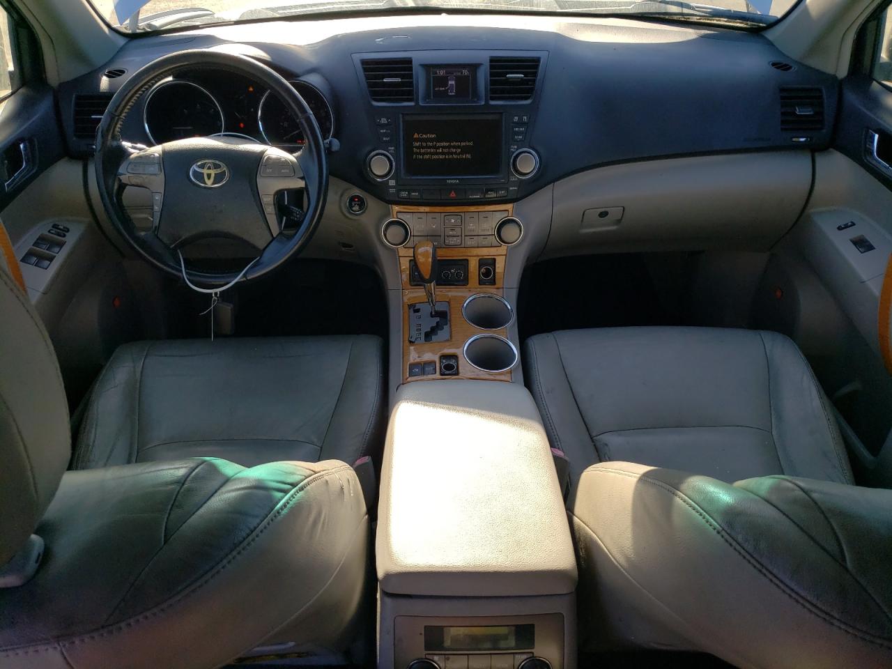 2008 Toyota Highlander VIN JTEEW44A182020803 Copart auction photo, mechanical damage thumbnail 8