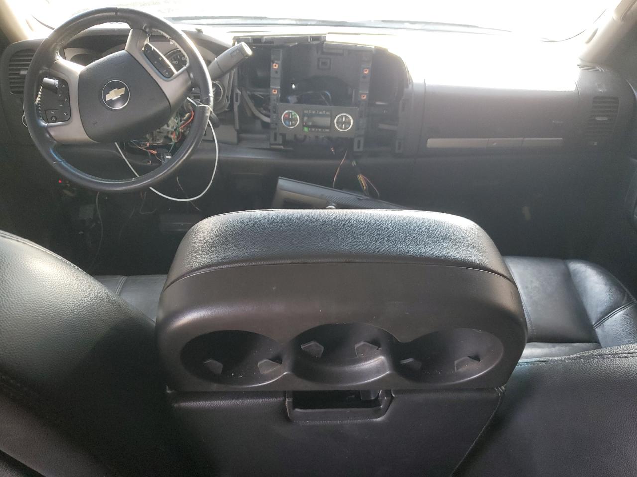 2007 Chevrolet Silverado VIN 3GCEC13J37G532470 Copart auction photo, stripped / front end damage thumbnail 8