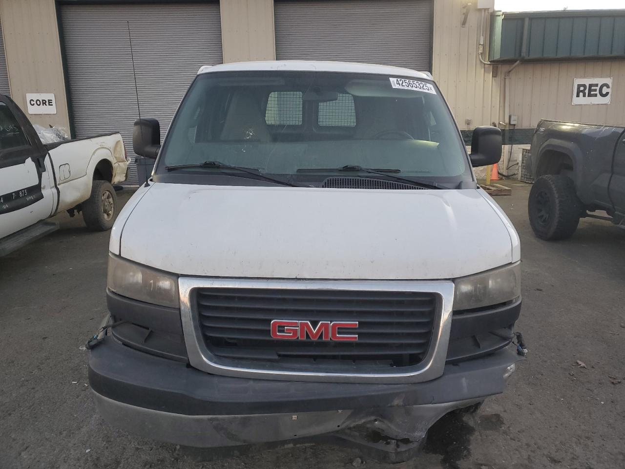 2016 GMC Savana VIN 1GTW7AFF4G1172124 Copart auction photo, front end damage thumbnail 5
