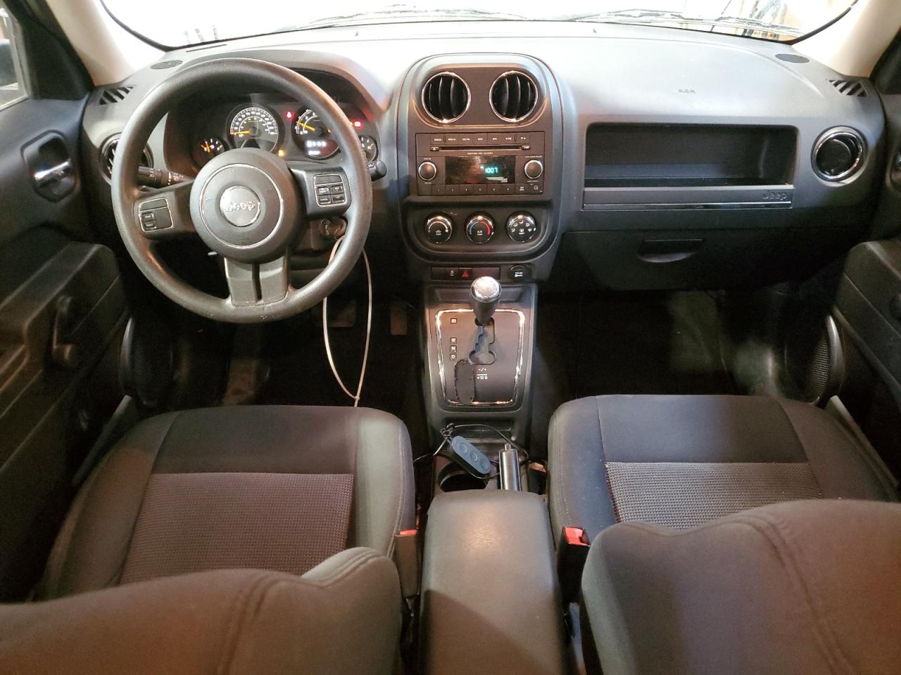 2014 Jeep Liberty (Patriot) VIN 1C4NJRAB6ED523496 Copart auction photo, front end / rear end damage thumbnail 8