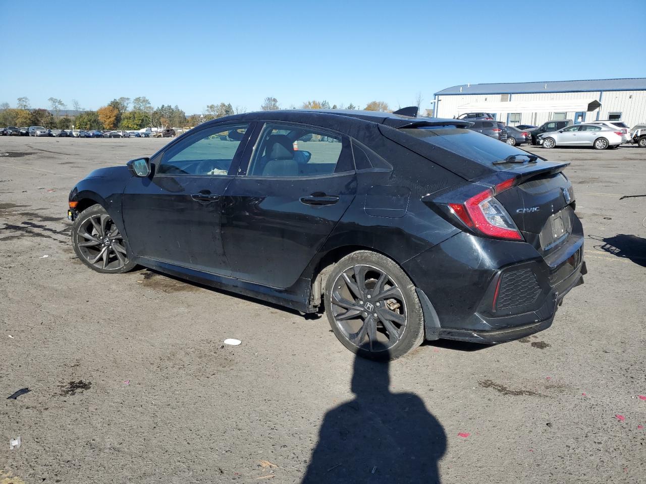 2018 Honda Civic VIN SHHFK7H4XJU425361 Copart auction photo, front end / side damage thumbnail 2