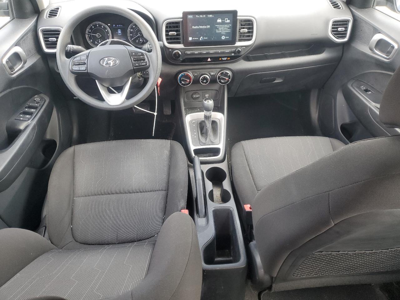 2020 Hyundai Venue VIN KMHRB8A35LU022822 Copart auction photo, minor dent/scratches damage thumbnail 8