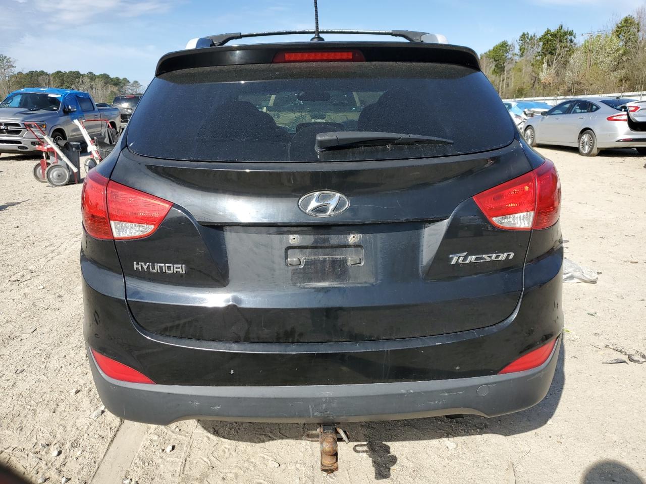 2012 Hyundai Tucson VIN KM8JU3ACXCU494962 Copart auction photo, front end damage thumbnail 6