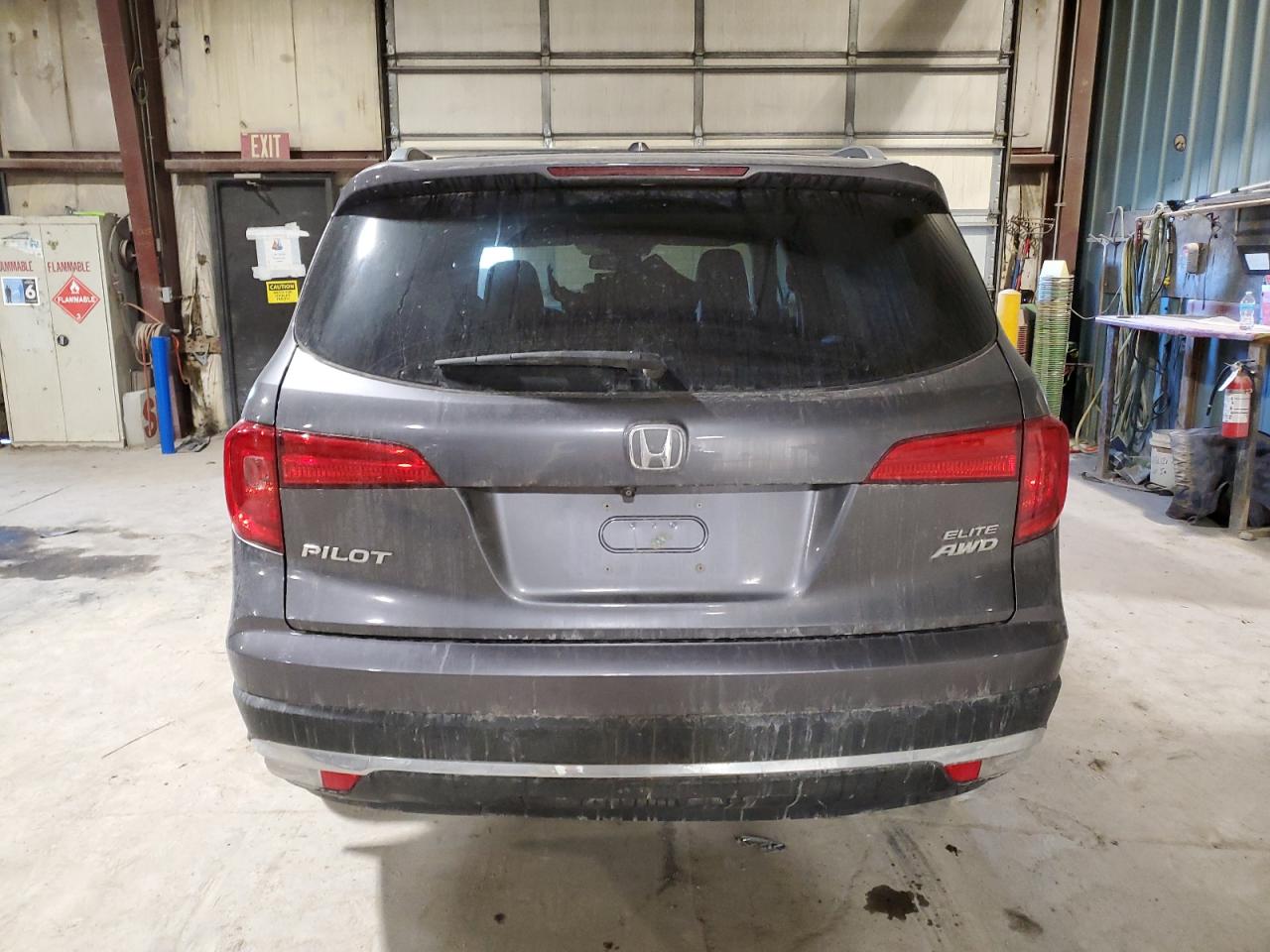 2017 Honda Pilot VIN 5FNYF6H05HB007418 Copart auction photo, front end / minor dent/scratches damage thumbnail 6