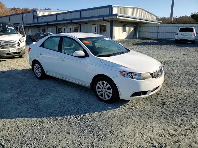 2011 KIA Forte VIN KNAFT4A25B5435866 Copart auction photo, all over damage thumbnail 10