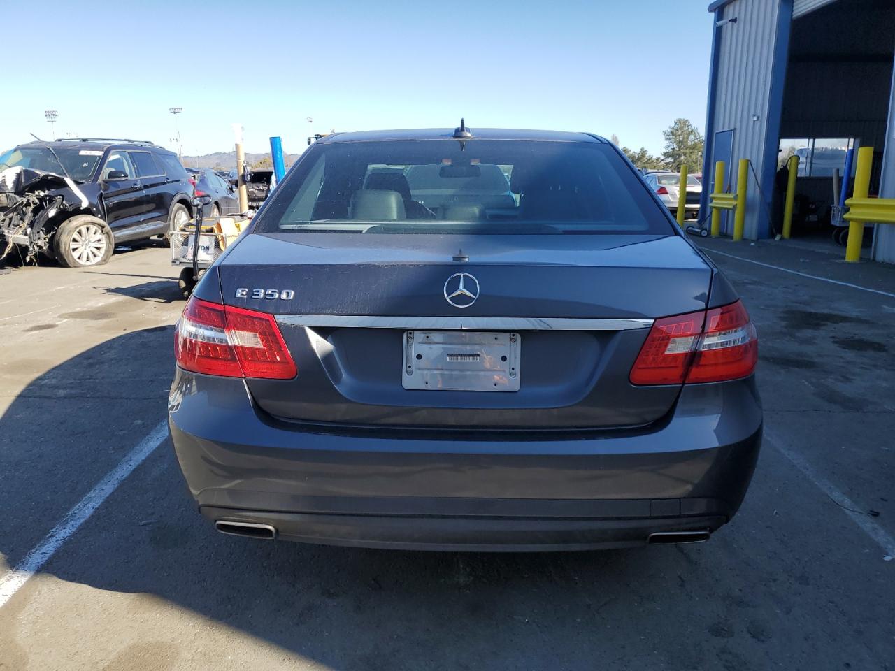 2013 Mercedes-Benz E-klasse VIN WDDHF5KB9DA721257 Copart auction photo, front end / mechanical damage thumbnail 6