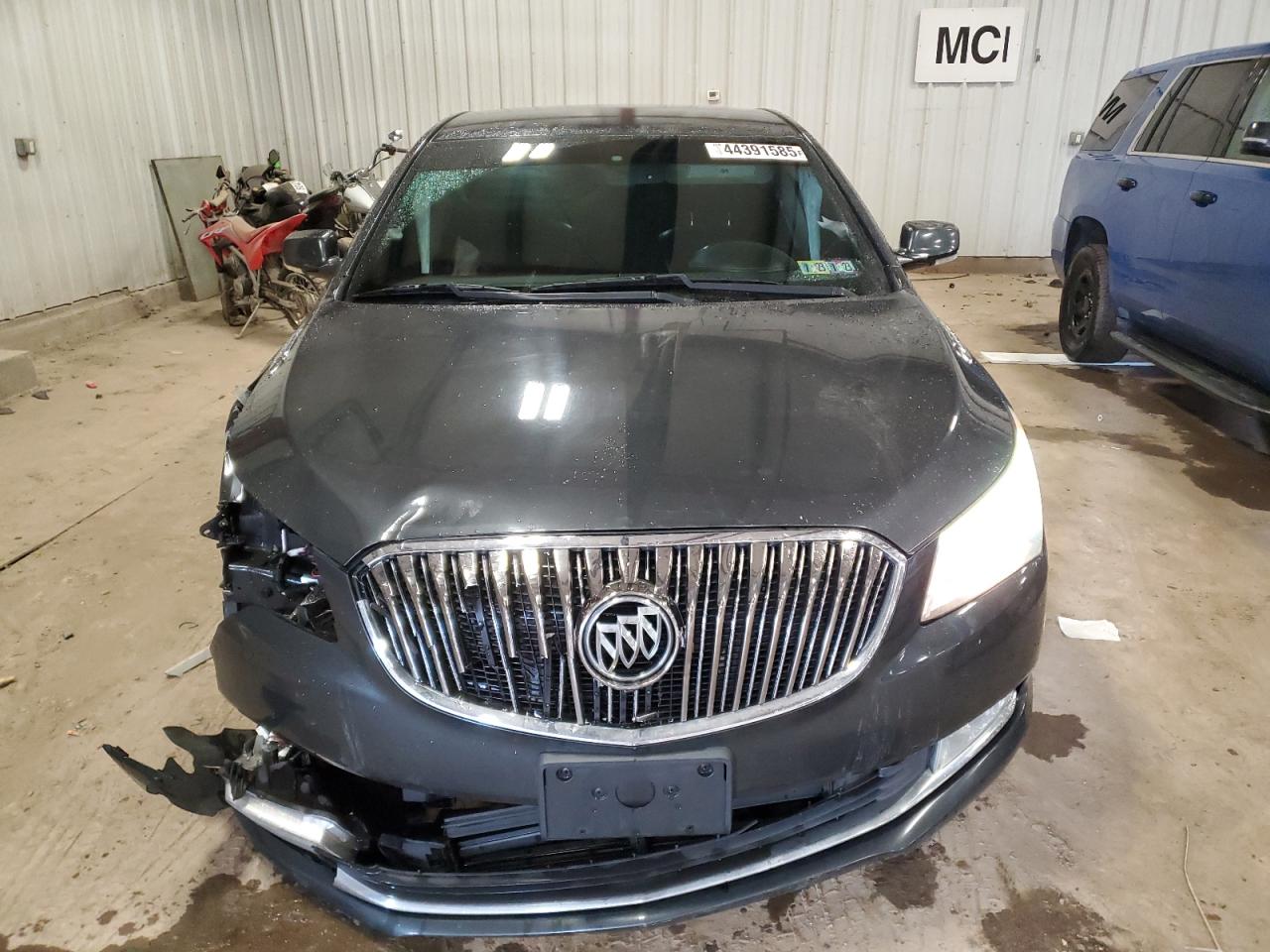 2014 Buick LaCrosse VIN 1G4GB5G39EF181394 Copart auction photo, front end / side damage thumbnail 5
