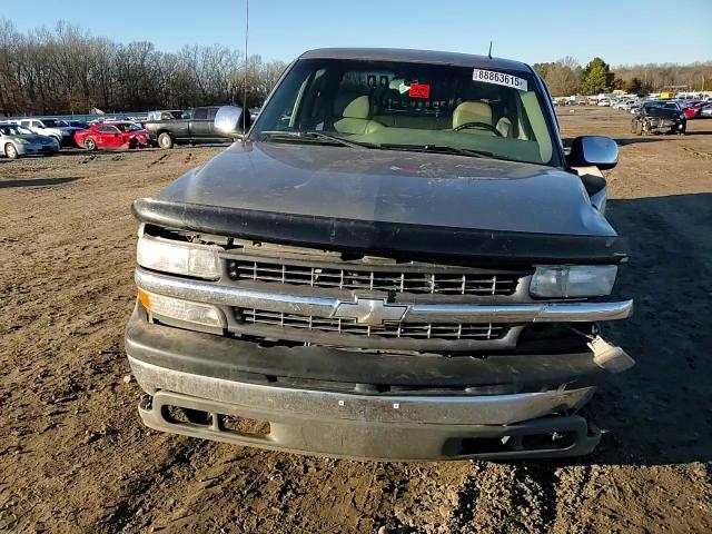 2001 Chevrolet Silverado VIN 1GCEC19T21Z194382 Copart auction photo, front end / minor dent/scratches damage thumbnail 10