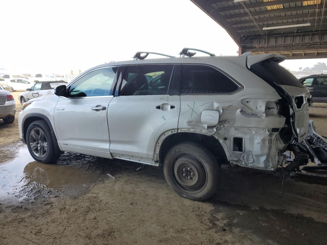 2018 Toyota Highlander VIN 5TDDGRFH7JS041481 Copart auction photo, rear end damage thumbnail 2