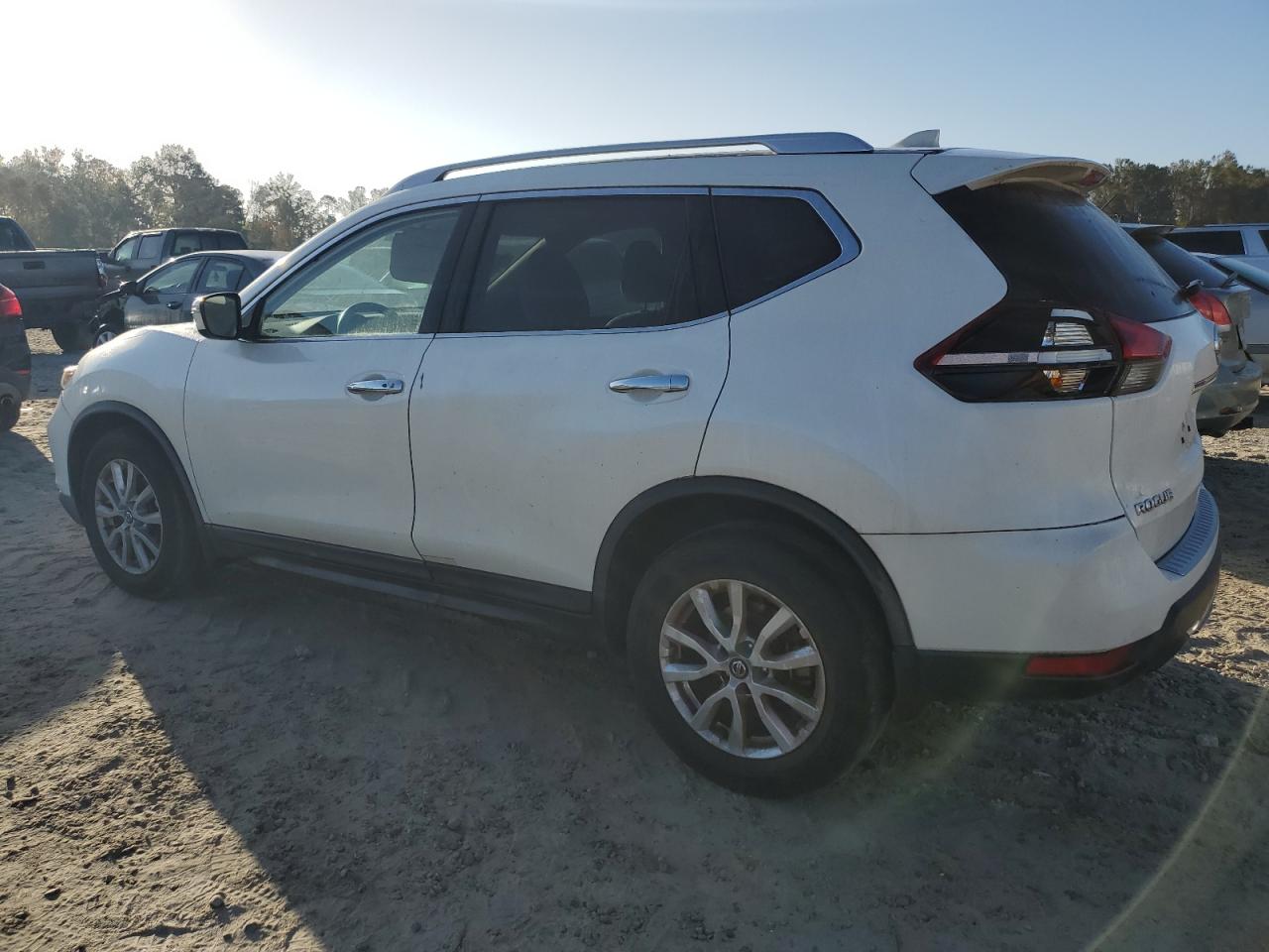 2018 Nissan Rogue VIN KNMAT2MT6JP597482 Copart auction photo, rear end damage thumbnail 2