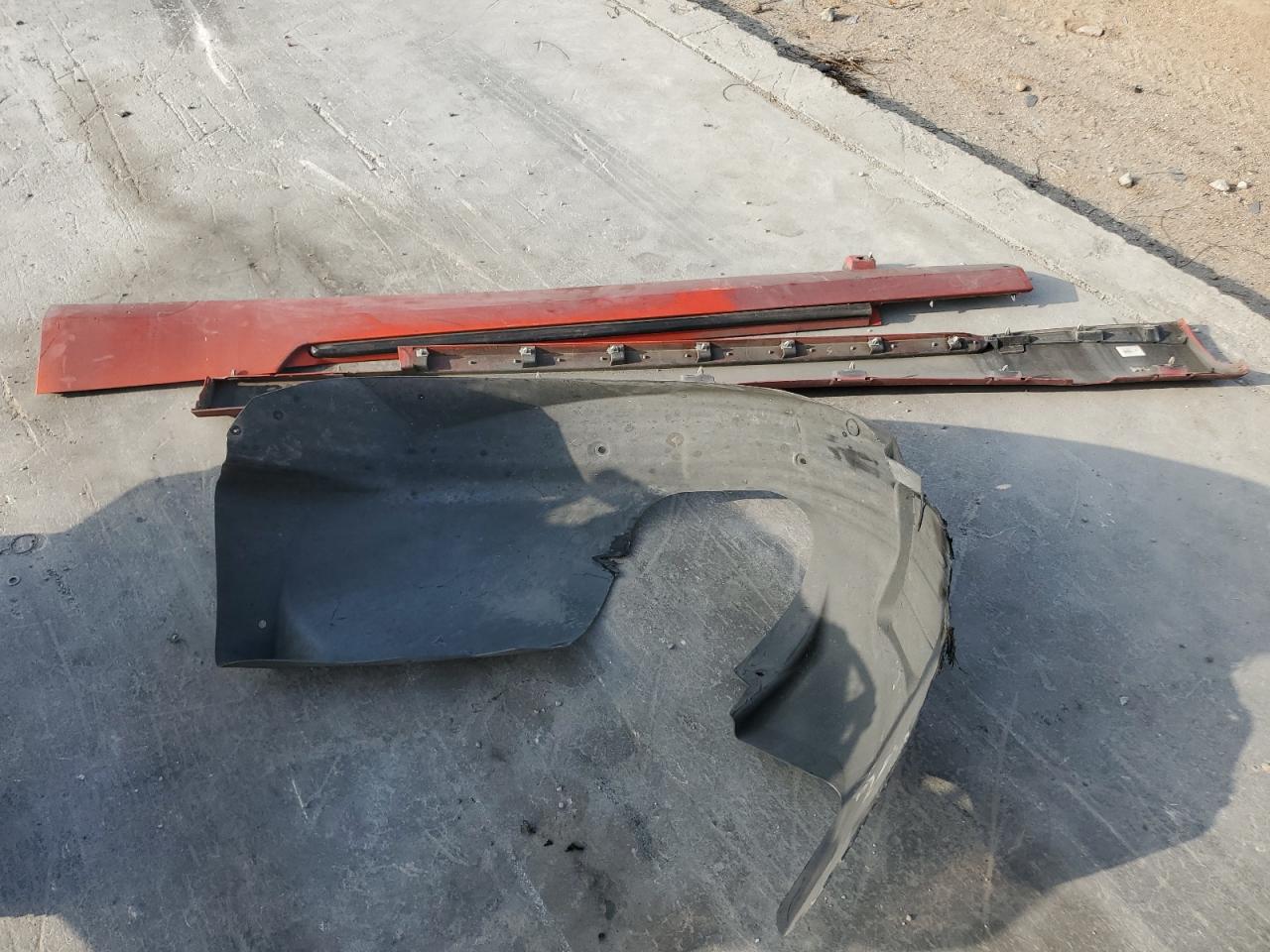 2013 Chevrolet Camaro VIN 2G1FA1E3XD9195366 Copart auction photo, front end / minor dent/scratches damage thumbnail 12