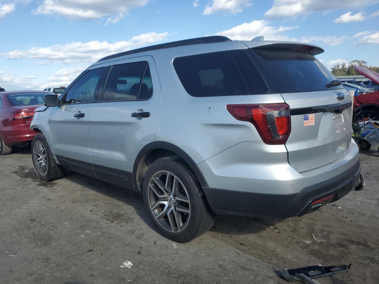 2017 Ford Explorer VIN 1FM5K8GT3HGB12126 Copart auction photo, front end / minor dent/scratches damage thumbnail 2