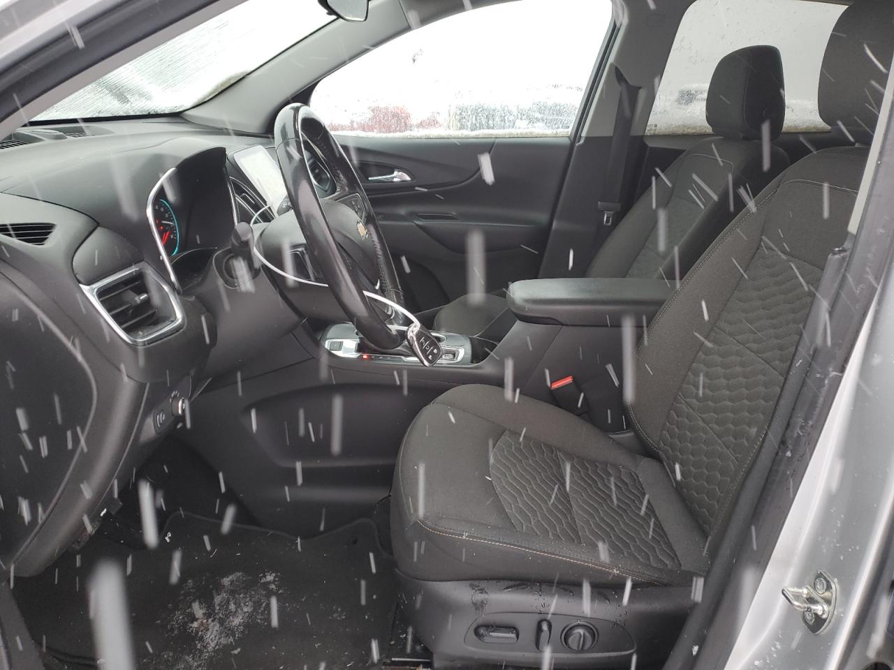 2019 Chevrolet Equinox VIN 3GNAXUEV0KS582583 Copart auction photo, front end / side damage thumbnail 7