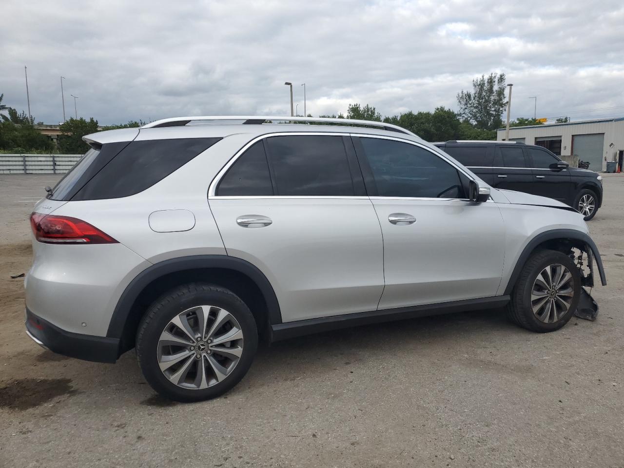 2021 Mercedes-Benz GLE VIN 4JGFB4KB4MA319486 Copart auction photo, front end damage thumbnail 3