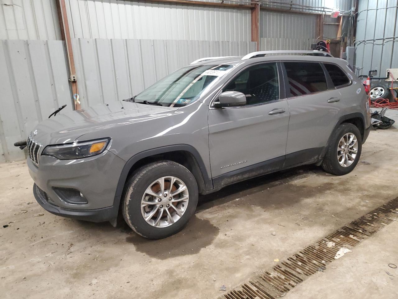 2021 Jeep Grand Cherokee VIN 1C4PJMMX2MD102215