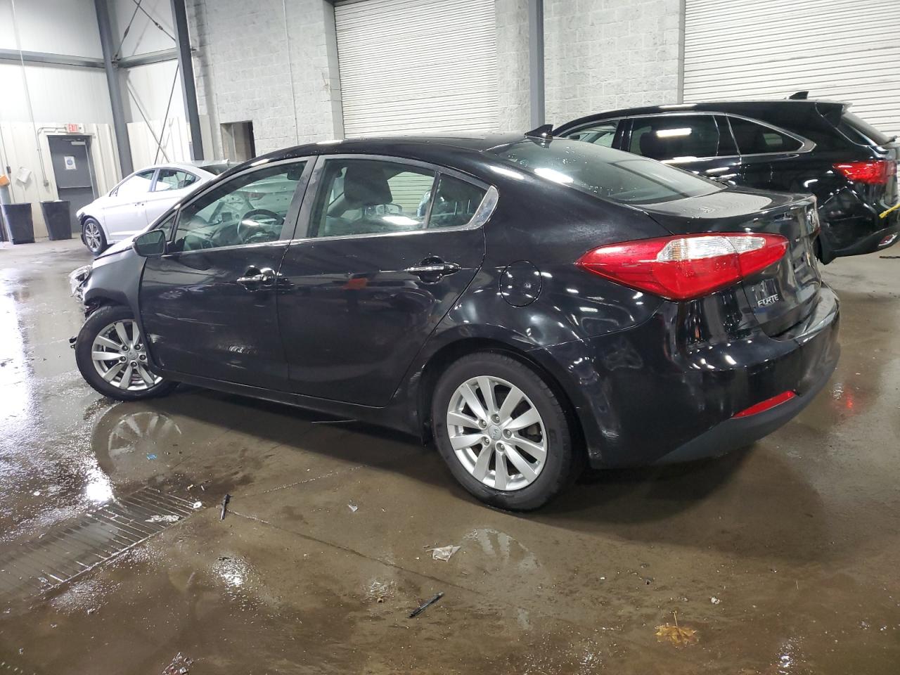 2015 KIA Forte VIN KNAFX4A82F5352619 Copart auction photo, front end / side damage thumbnail 2