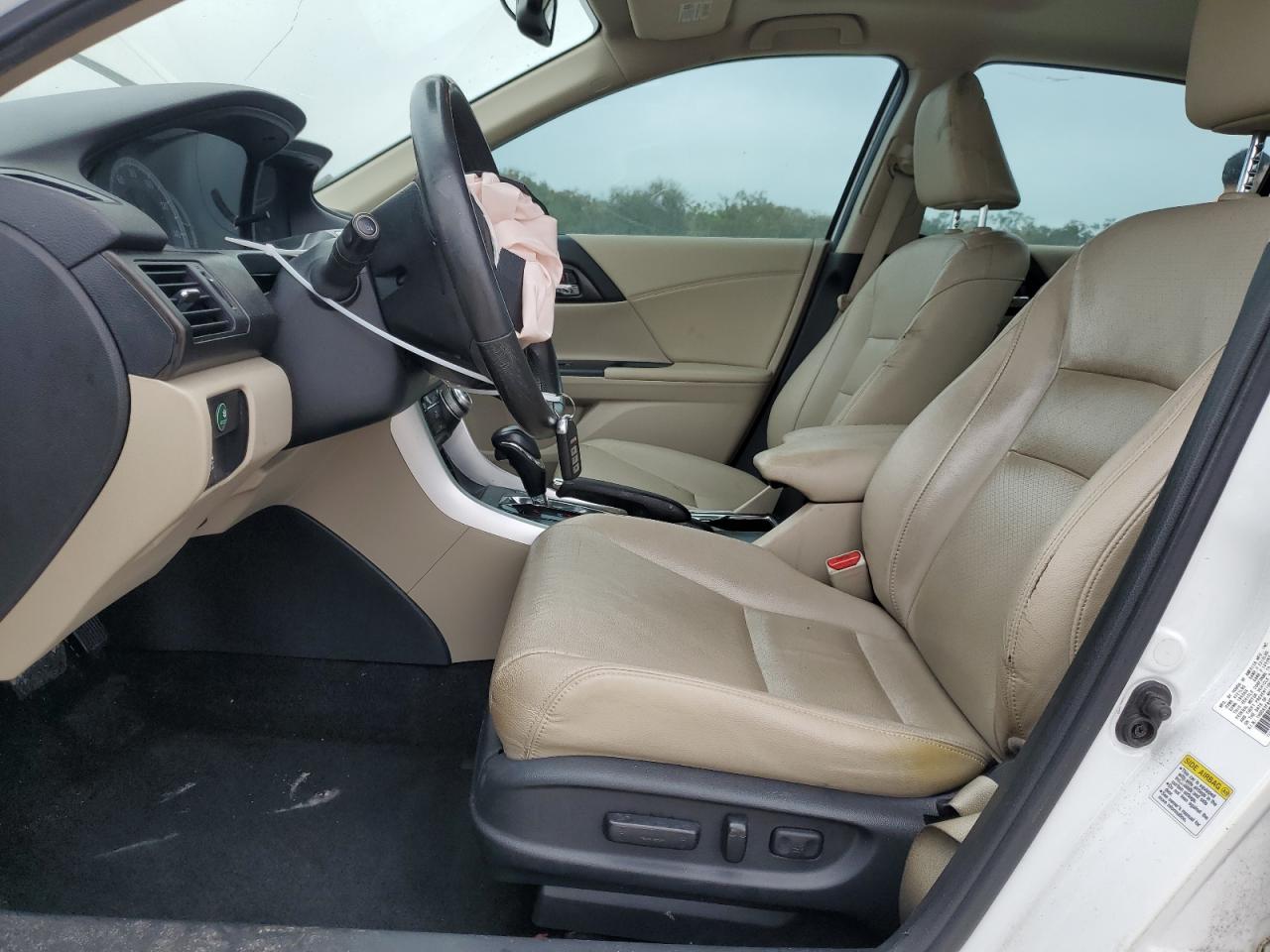2015 Honda Accord VIN 1HGCR2F89FA247517 Copart auction photo, front end damage thumbnail 7