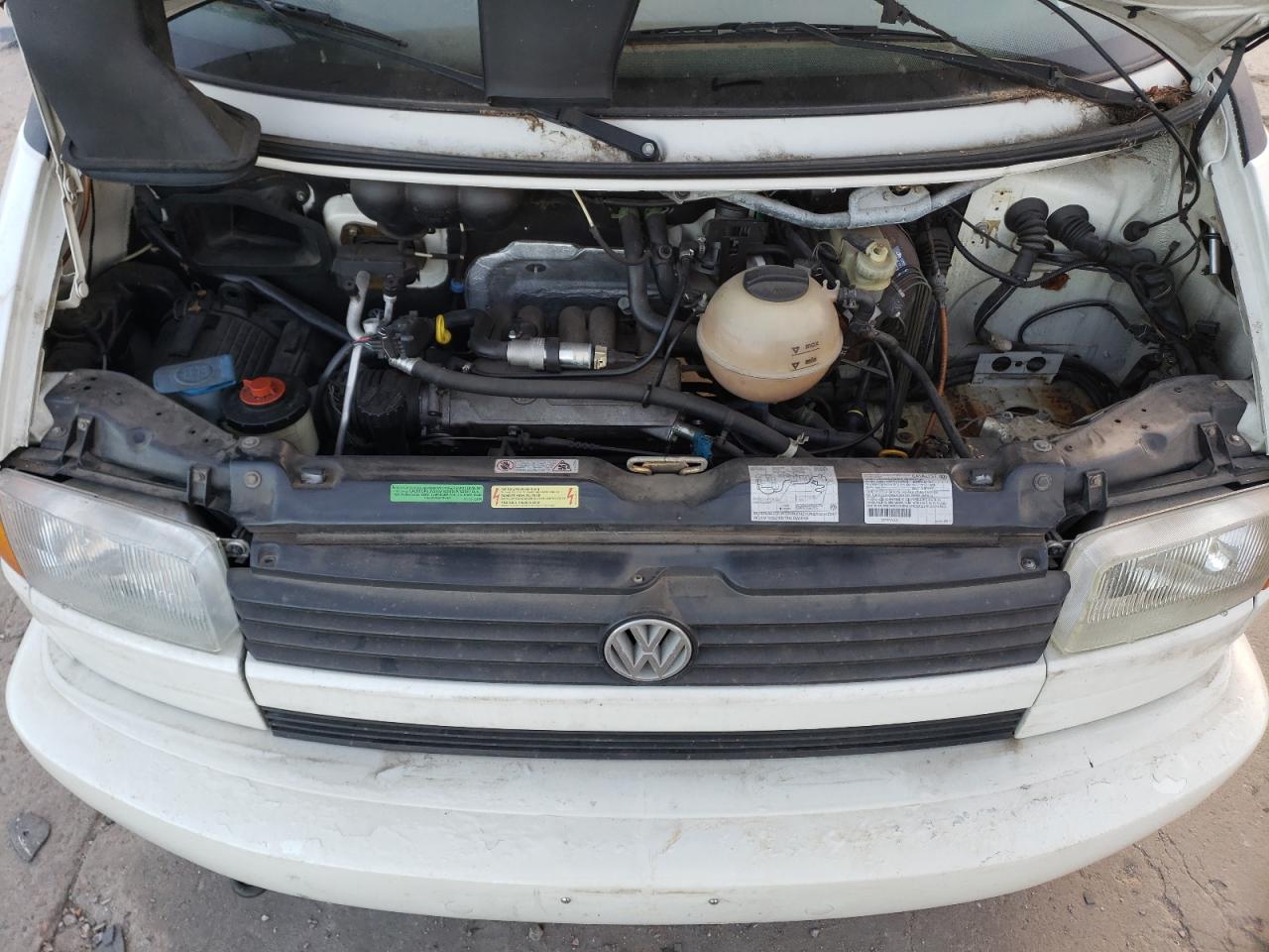 1993 Volkswagen EuroVan VIN WV2MD070XPH052132 Copart auction photo, side / rear end damage thumbnail 12