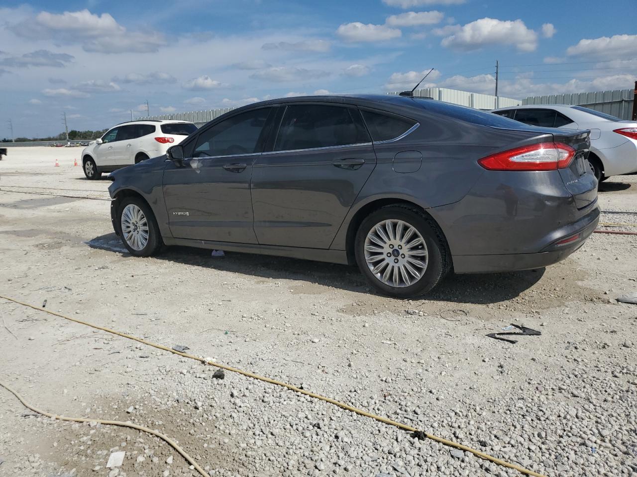 2015 Ford Fusion VIN 3FA6P0LU1FR190989 Copart auction photo, front end / side damage thumbnail 2