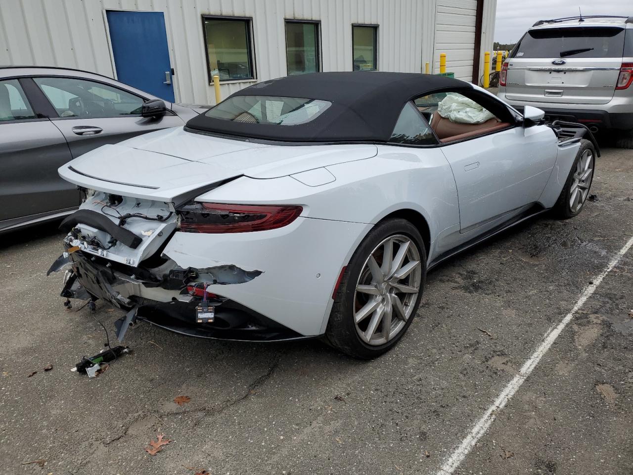 2020 Aston Martin DB11 VIN SCFRMFCW3LGM08827 Copart auction photo, front end / rear end damage thumbnail 3