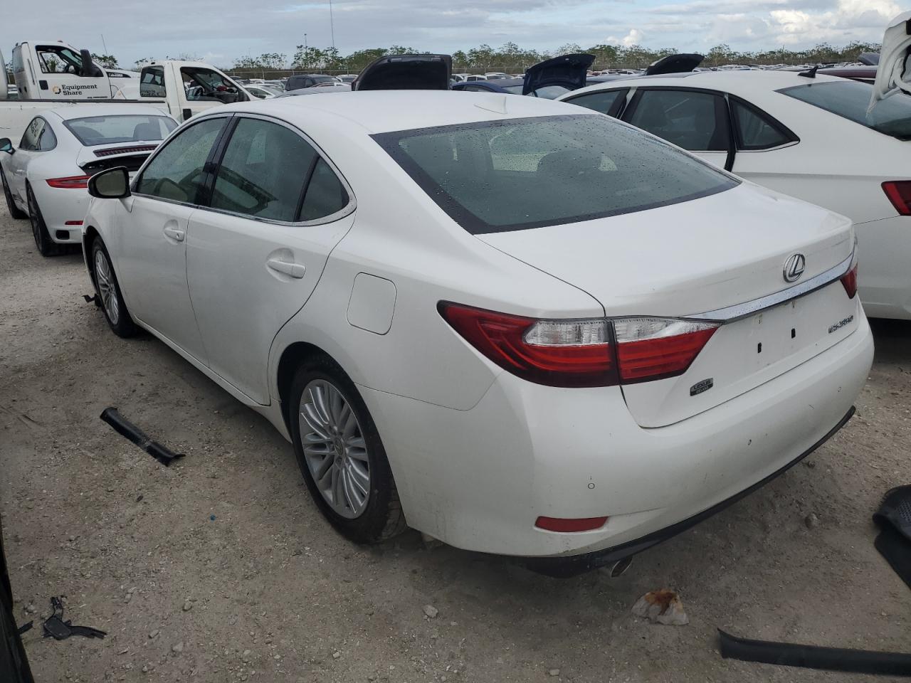 2015 Lexus ES VIN JTHBK1GG6F2207192 Copart auction photo, water/flood damage thumbnail 2