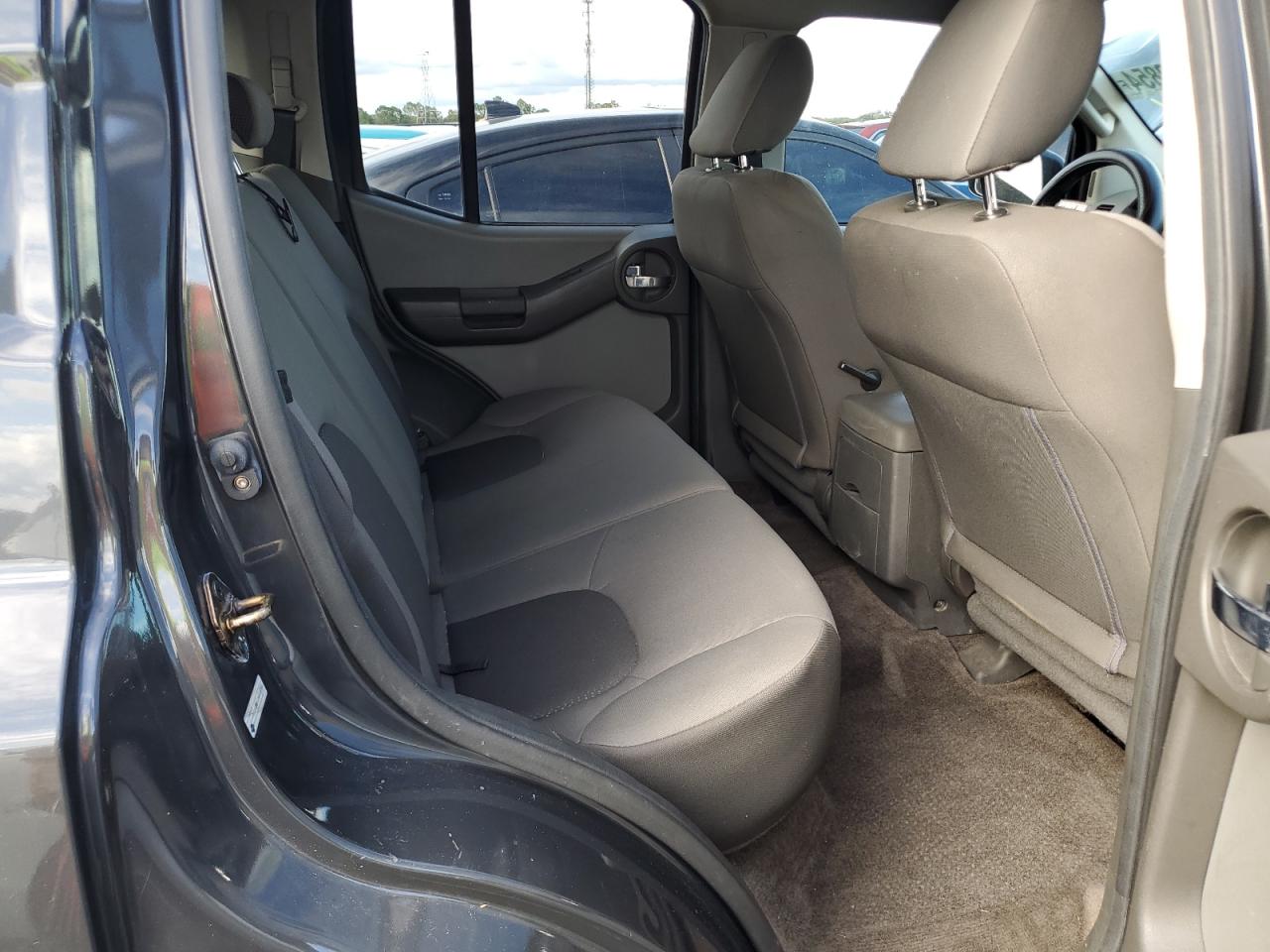 2013 Nissan XTerra VIN 5N1AN0NU0DN818754 Copart auction photo, water/flood damage thumbnail 10