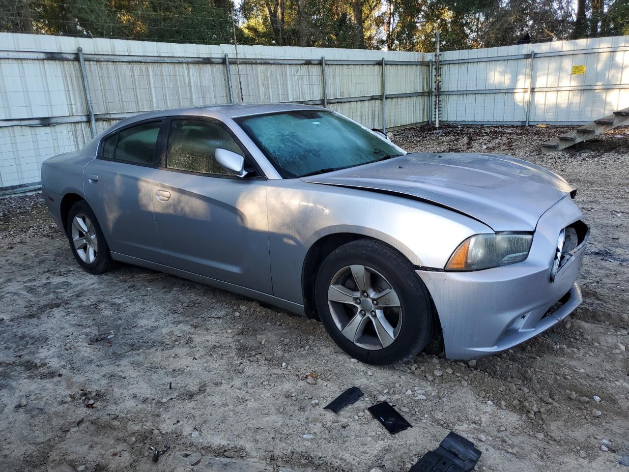 2013 Dodge Charger VIN 2C3CDXBG7DH609385 Copart auction photo, front end damage thumbnail 4