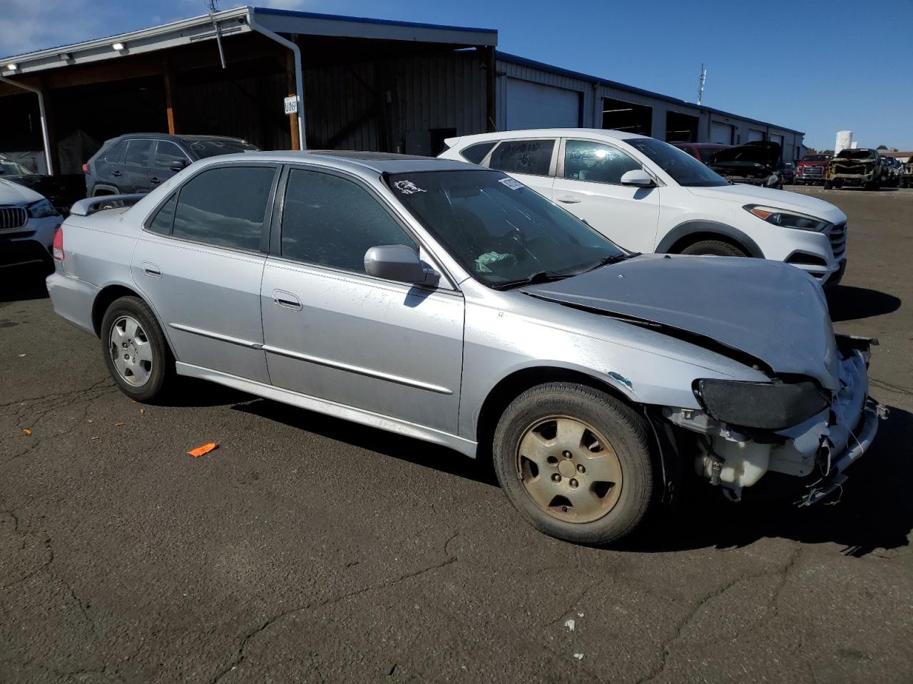 2002 Honda Accord VIN 1HGCG16502A060196 Copart auction photo, front end damage thumbnail 4
