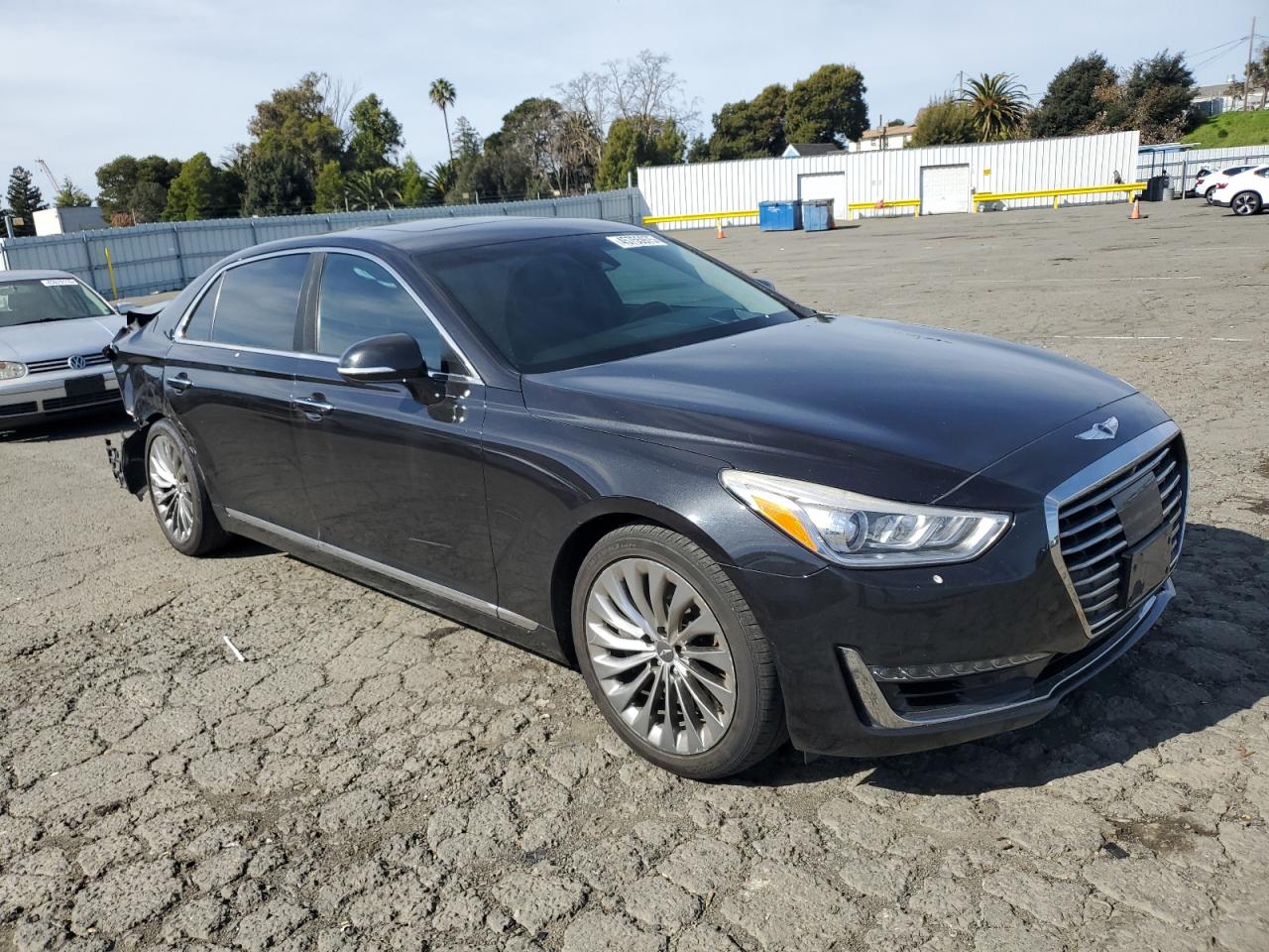 2018 Genesis G90 VIN KMHG34JA2JU043474 Copart auction photo, all over damage thumbnail 4