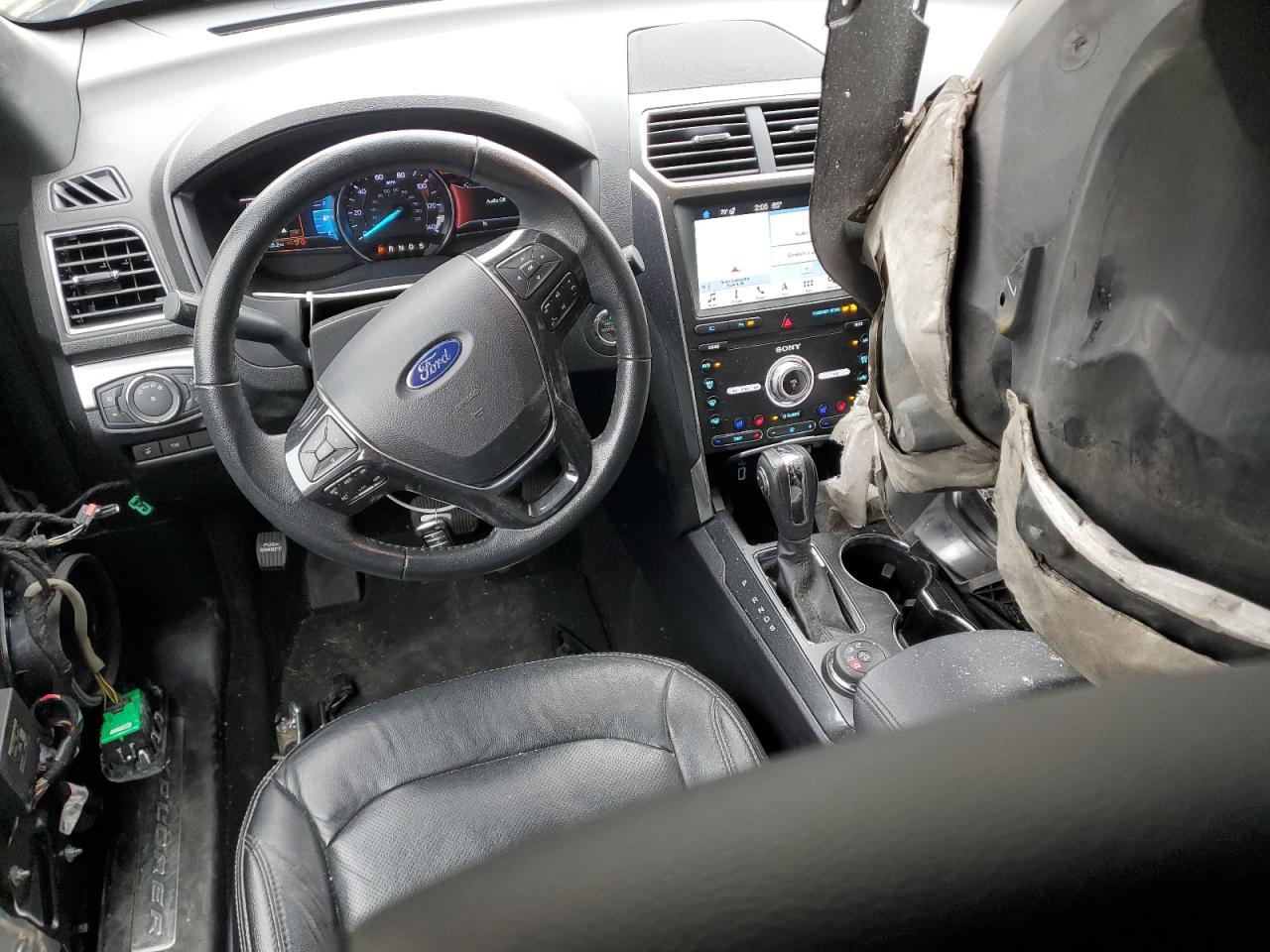 2019 Ford Explorer VIN 1FM5K8F89KGA05070 Copart auction photo, front end damage thumbnail 8