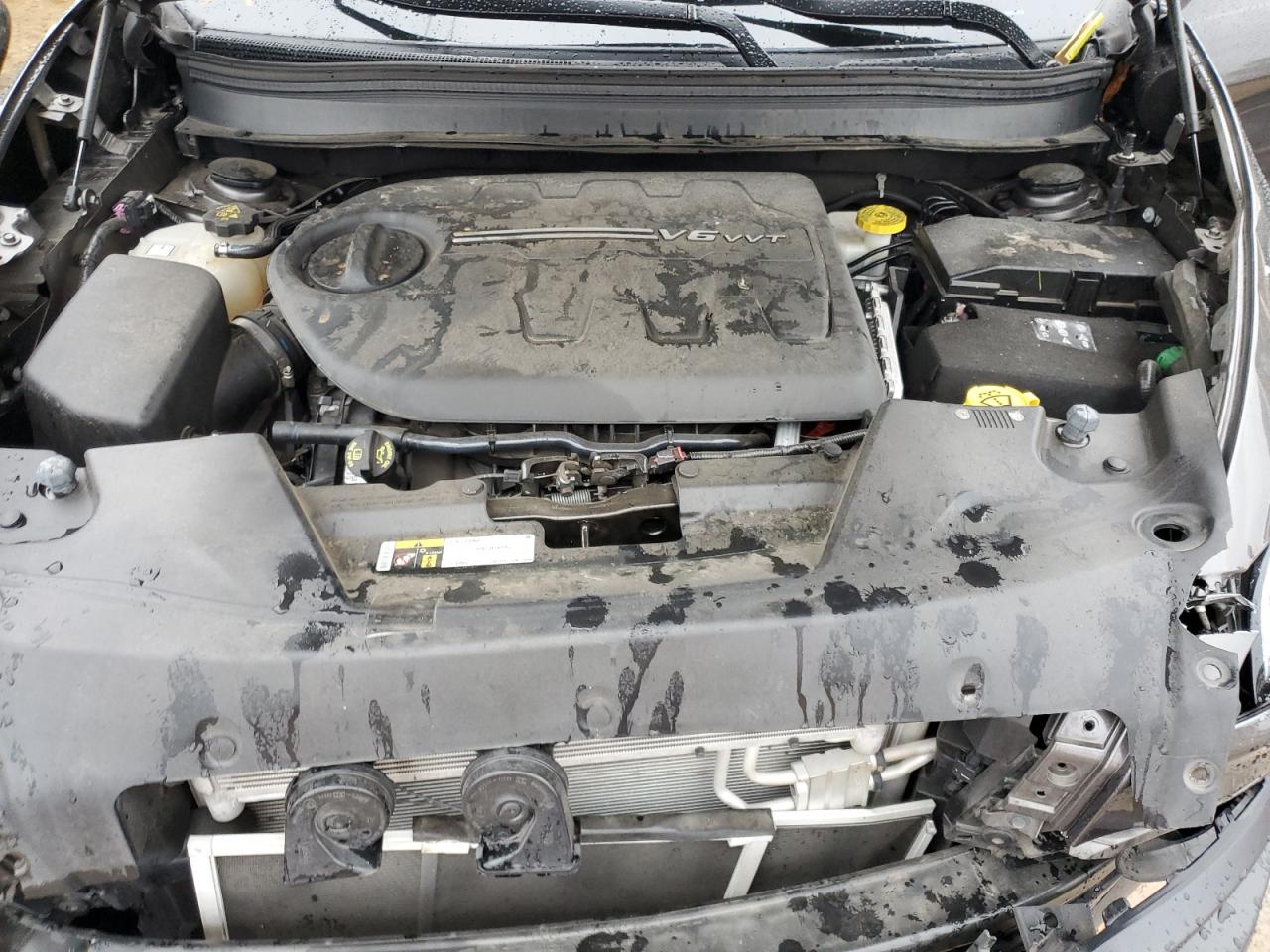 2018 Jeep Cherokee VIN 1C4PJMBXXJD525848 Copart auction photo, front end damage thumbnail 13