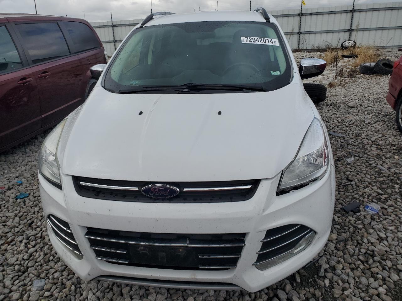 2016 Ford Escape VIN 1FMCU9GXXGUB98190 Copart auction photo, hail damage thumbnail 5