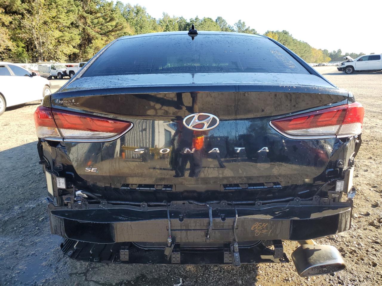 2018 Hyundai Sonata VIN 5NPE24AF2JH644369 Copart auction photo, rear end / minor dent/scratches damage thumbnail 6