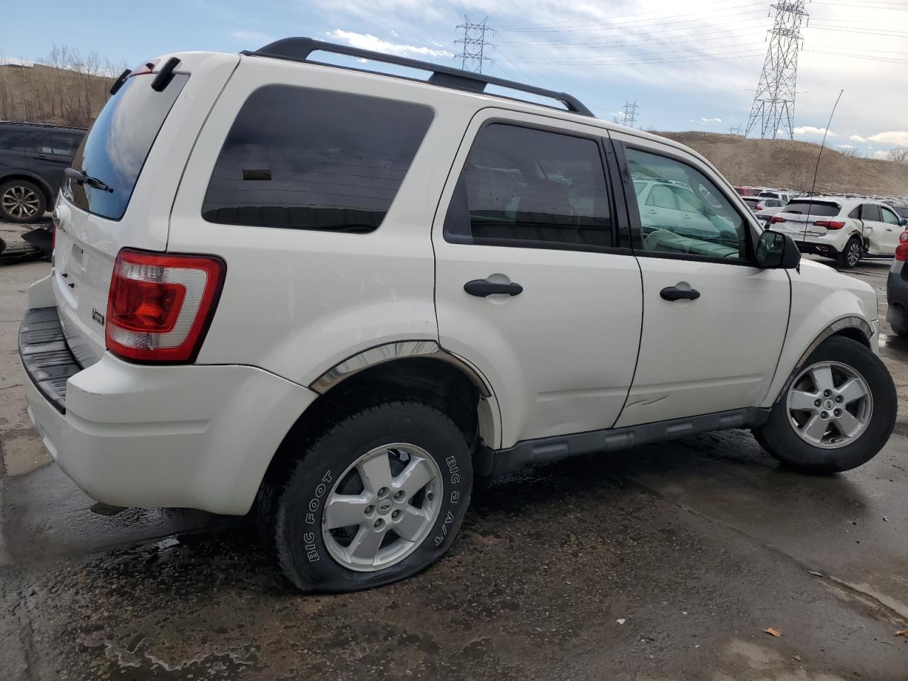 2012 Ford Escape VIN 1FMCU9DG7CKB04017 Copart auction photo, front end damage thumbnail 3