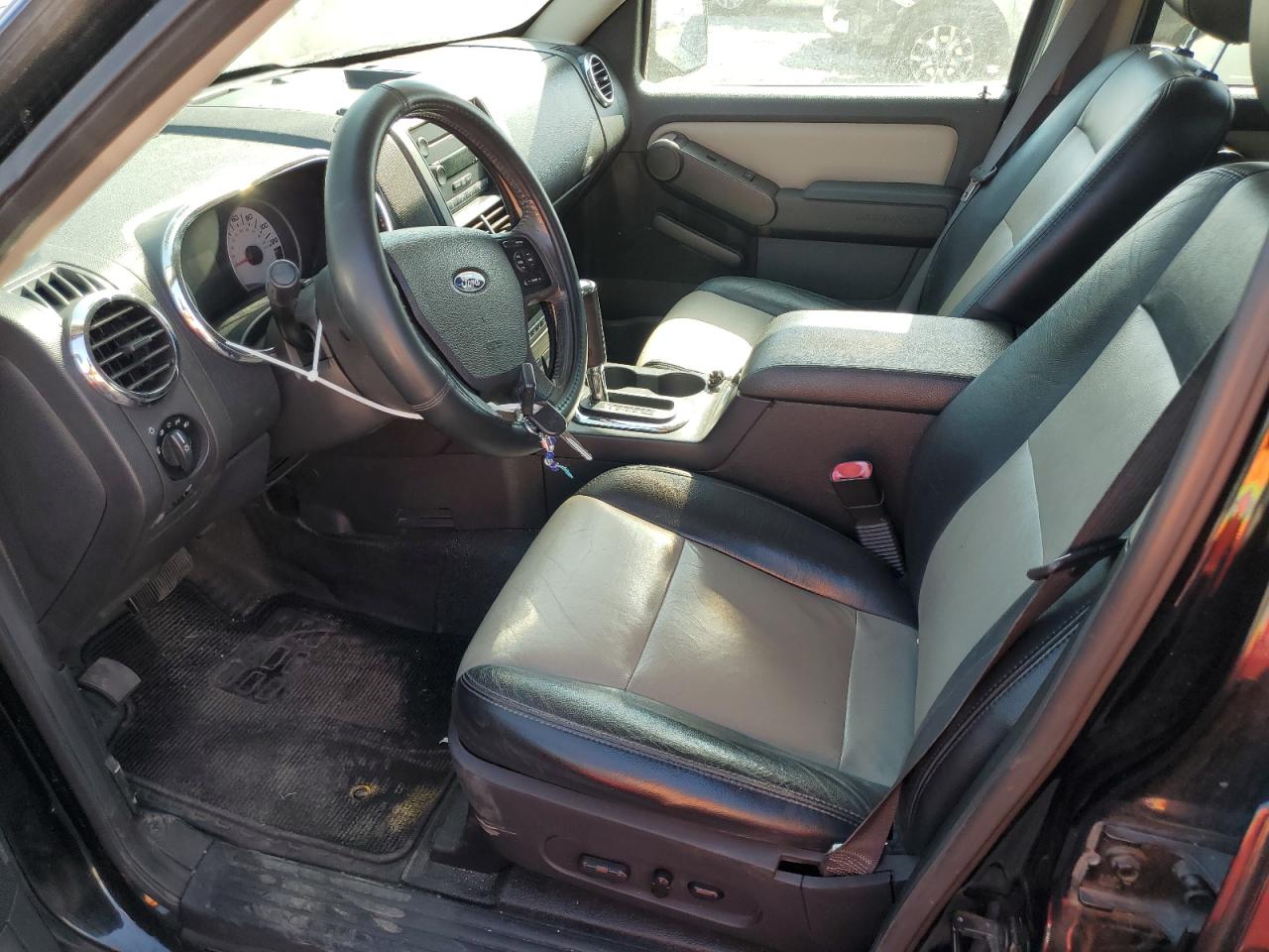 2007 Ford Explorer VIN 1FMEU53807UA26069 Copart auction photo, front end damage thumbnail 7