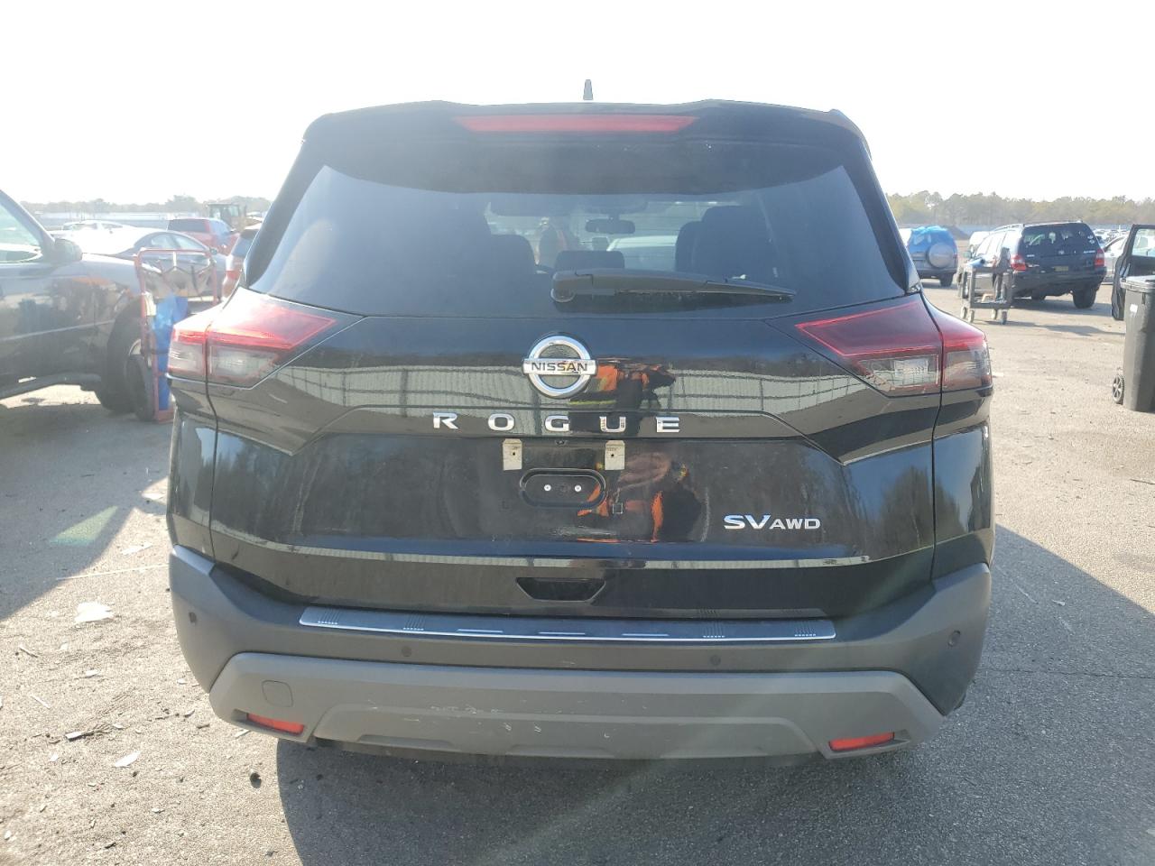 2021 Nissan Rogue VIN 5N1AT3BB5MC811532 Copart auction photo, water/flood / minor dent/scratches damage thumbnail 6