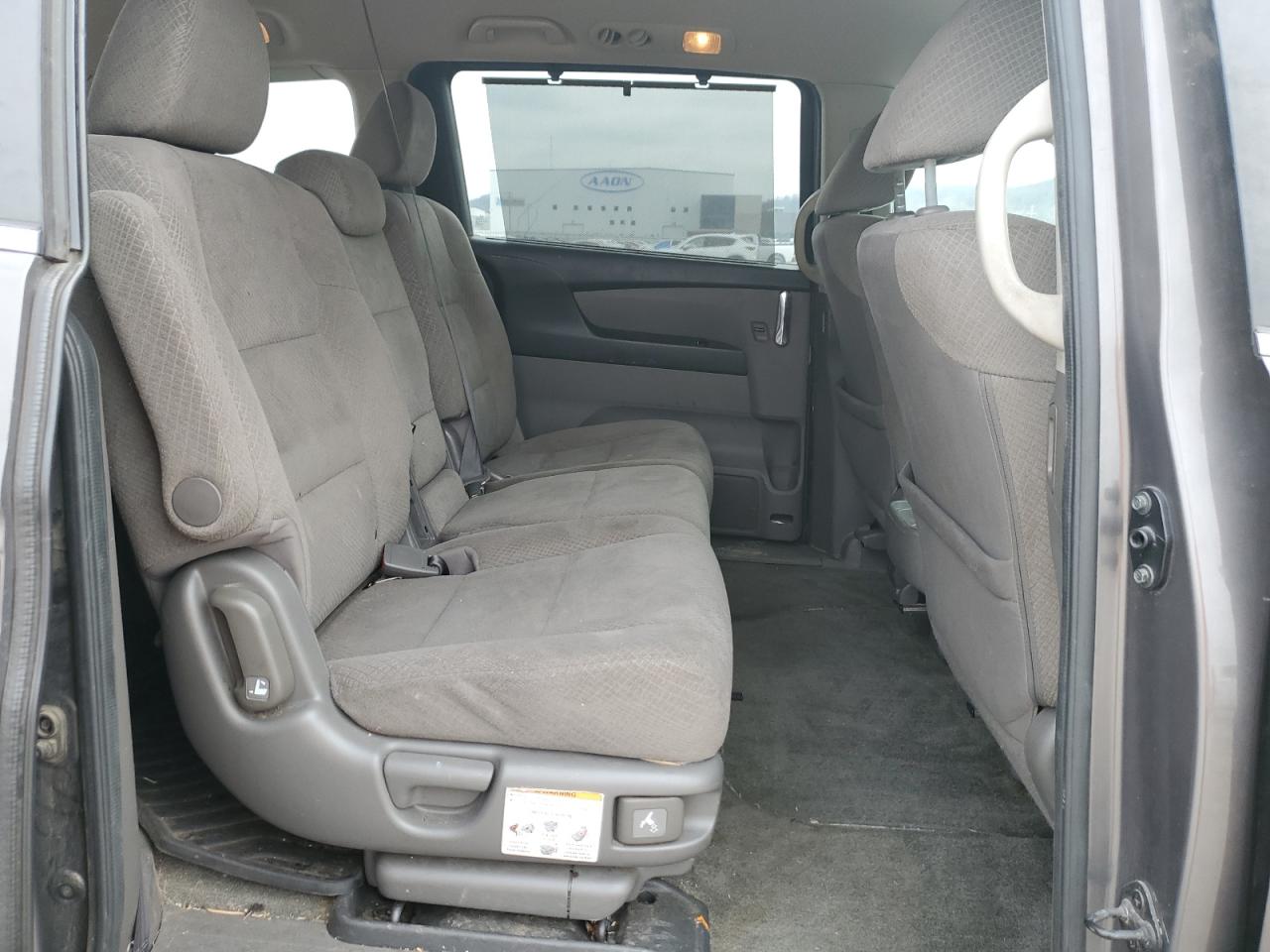 2015 Honda Odyssey VIN 5FNRL5H42FB105684 Copart auction photo, rear end / minor dent/scratches damage thumbnail 11