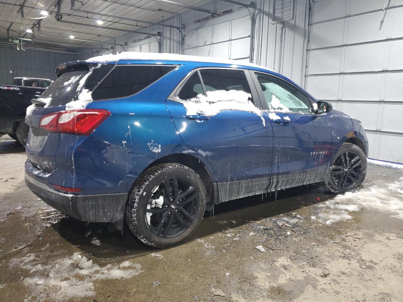 2021 Chevrolet Equinox VIN 3GNAXUEV0ML319393 Copart auction photo, front end / minor dent/scratches damage thumbnail 3