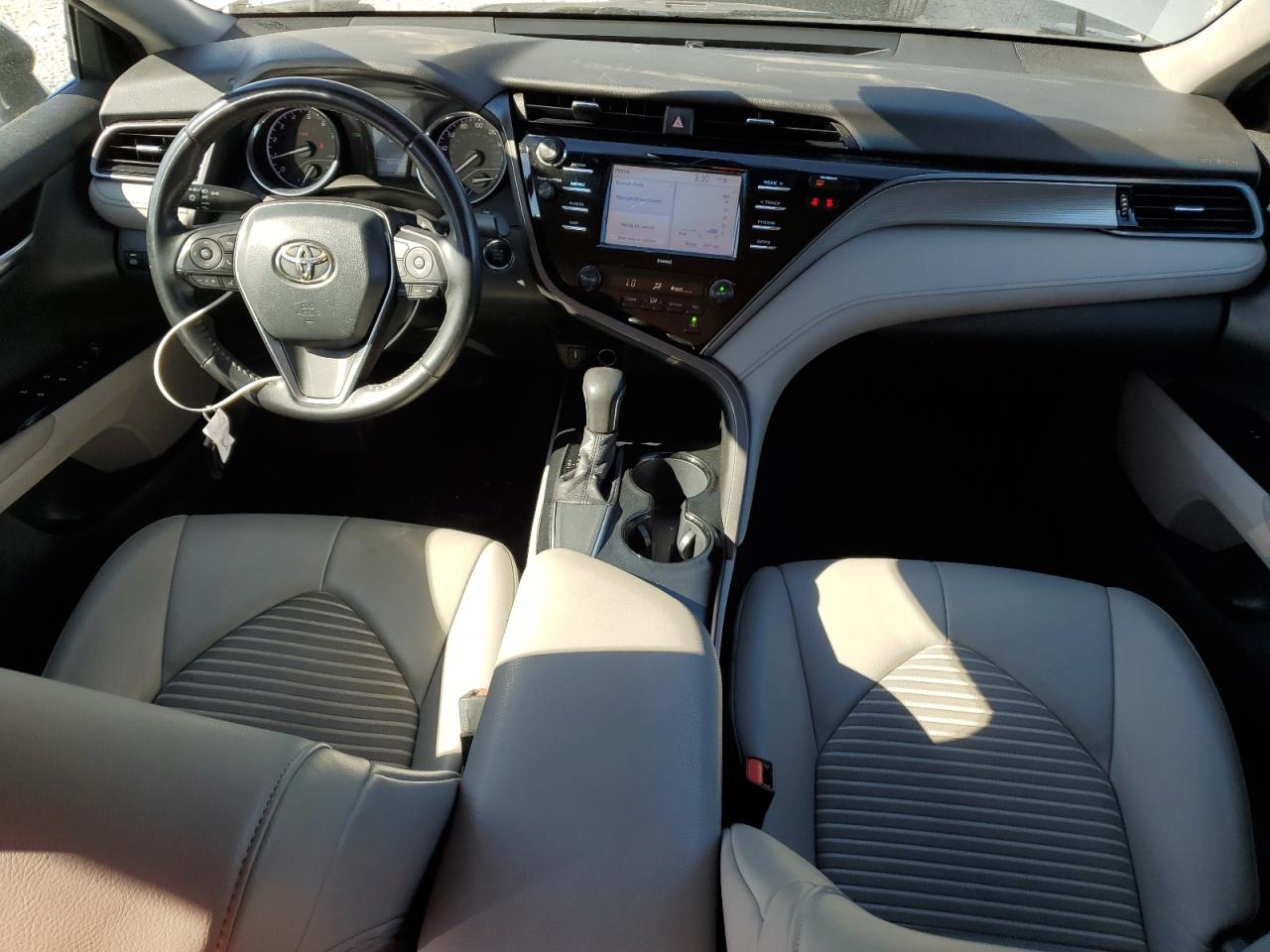 2020 Toyota Camry VIN 4T1M11AK7LU876478 Copart auction photo, rear end damage thumbnail 8