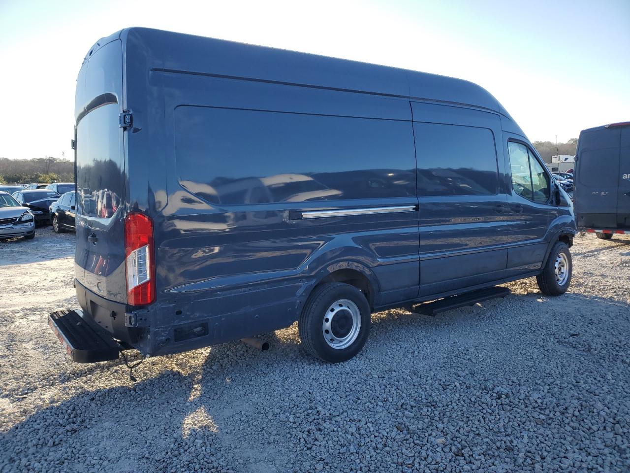 2020 Ford Transit VIN 1FTBR3X87LKB28286 Copart auction photo, front end damage thumbnail 3