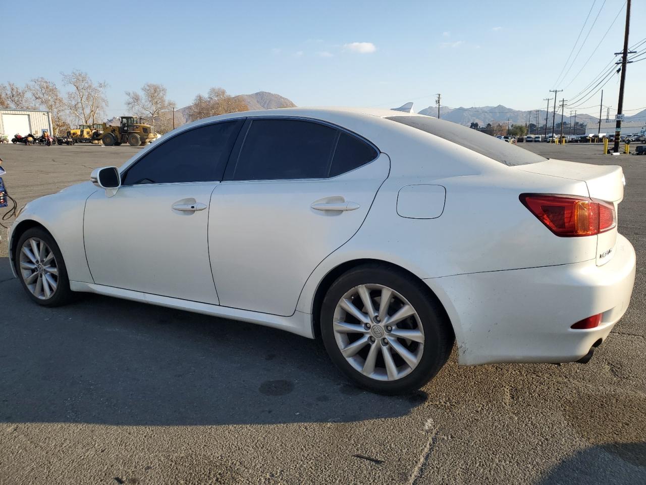 2009 Lexus IS VIN JTHBK262595101718 Copart auction photo, minor dent/scratches damage thumbnail 2