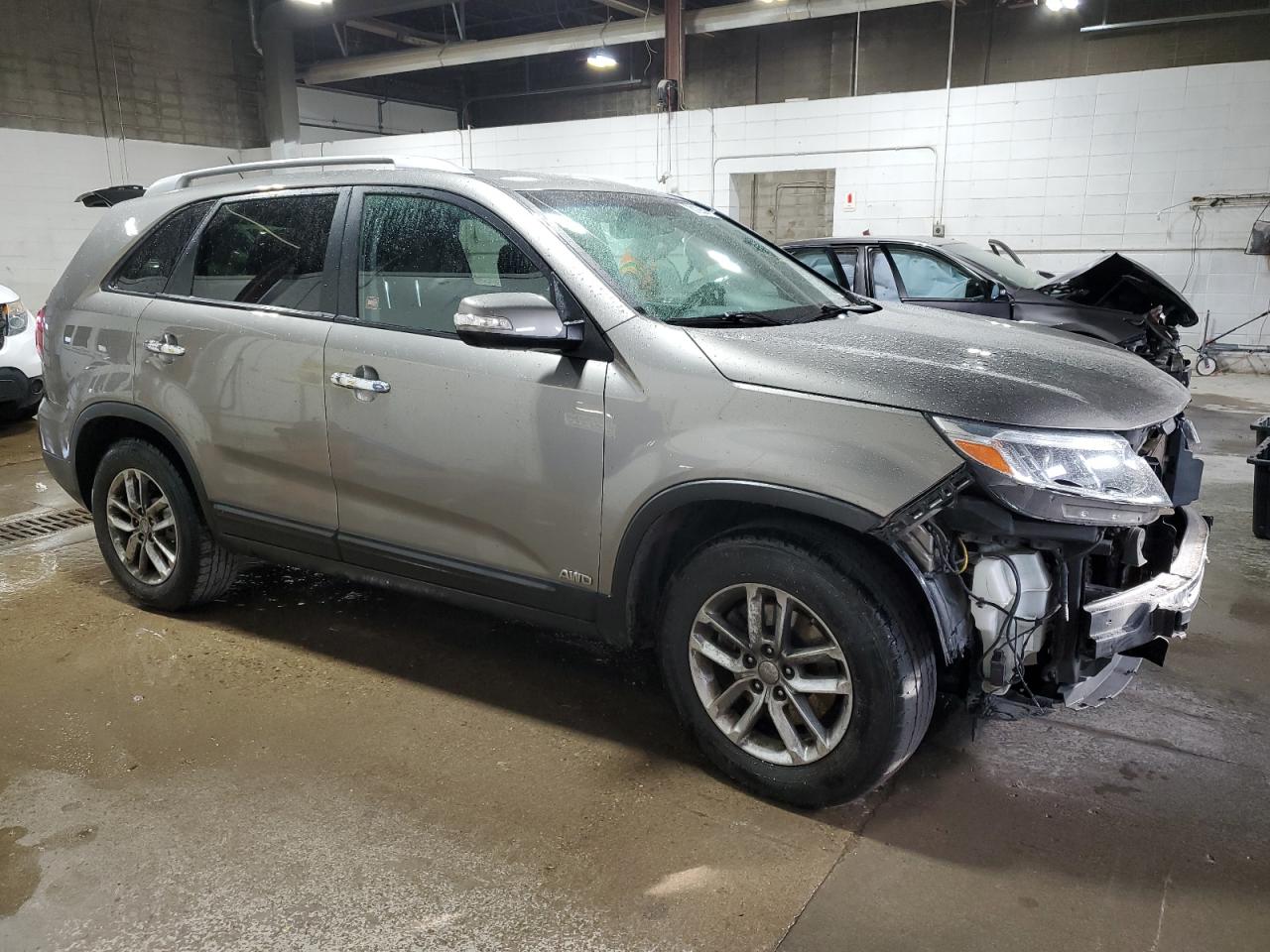 2014 KIA Sorento VIN 5XYKTDA74EG543758 Copart auction photo, front end / vandalism damage thumbnail 4
