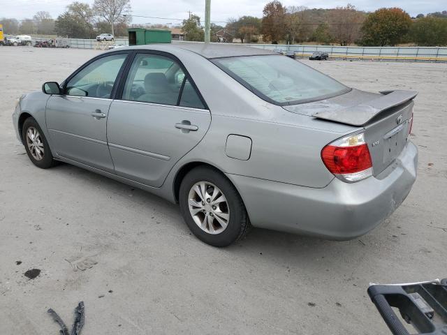 2005 Toyota Camry VIN 4T1BF30K25U611718 Copart auction photo, rear end / minor dent/scratches damage thumbnail 2