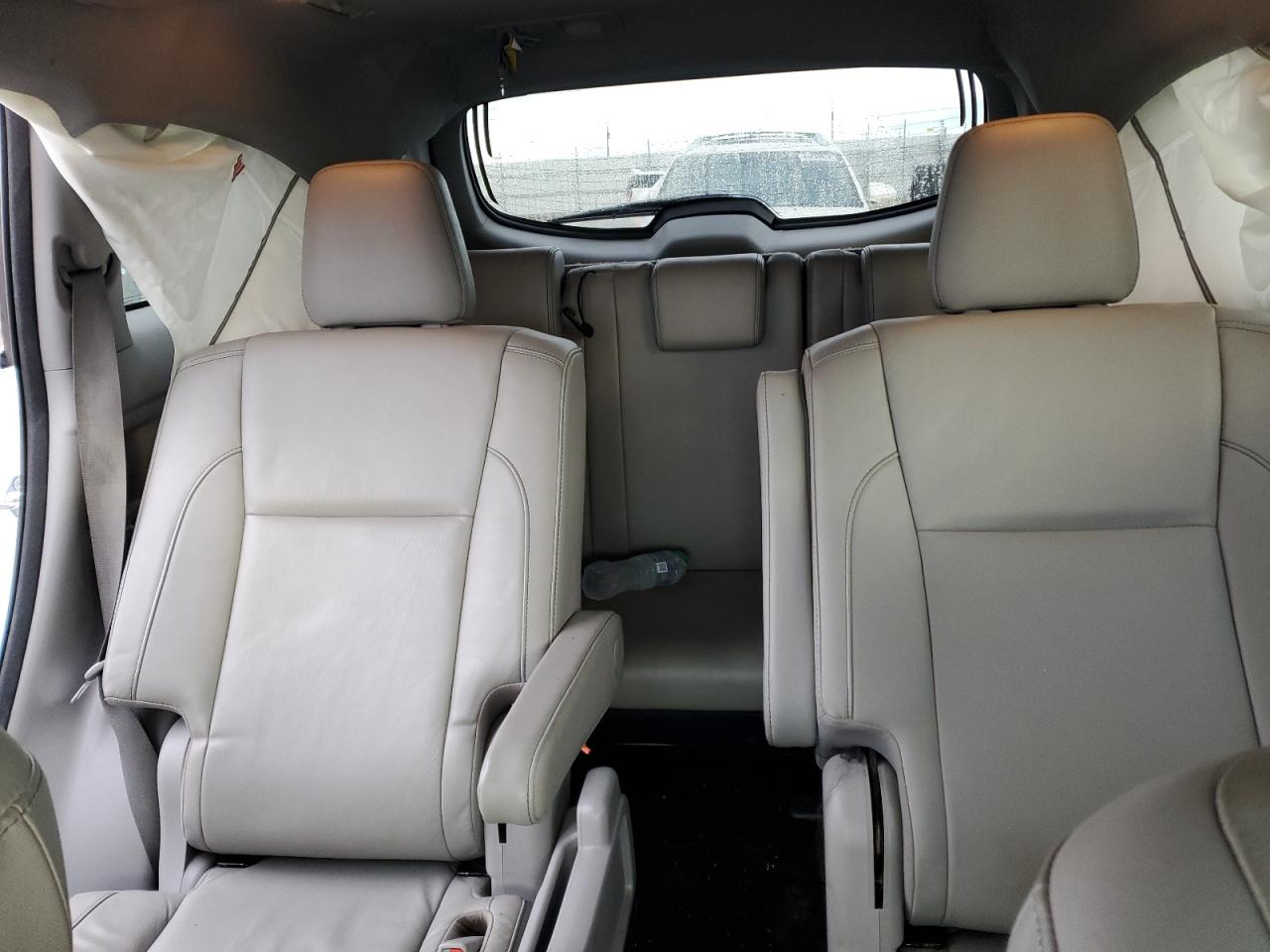 2018 Toyota Highlander VIN 5TDJZRFHXJS533046 Copart auction photo, all over damage thumbnail 10