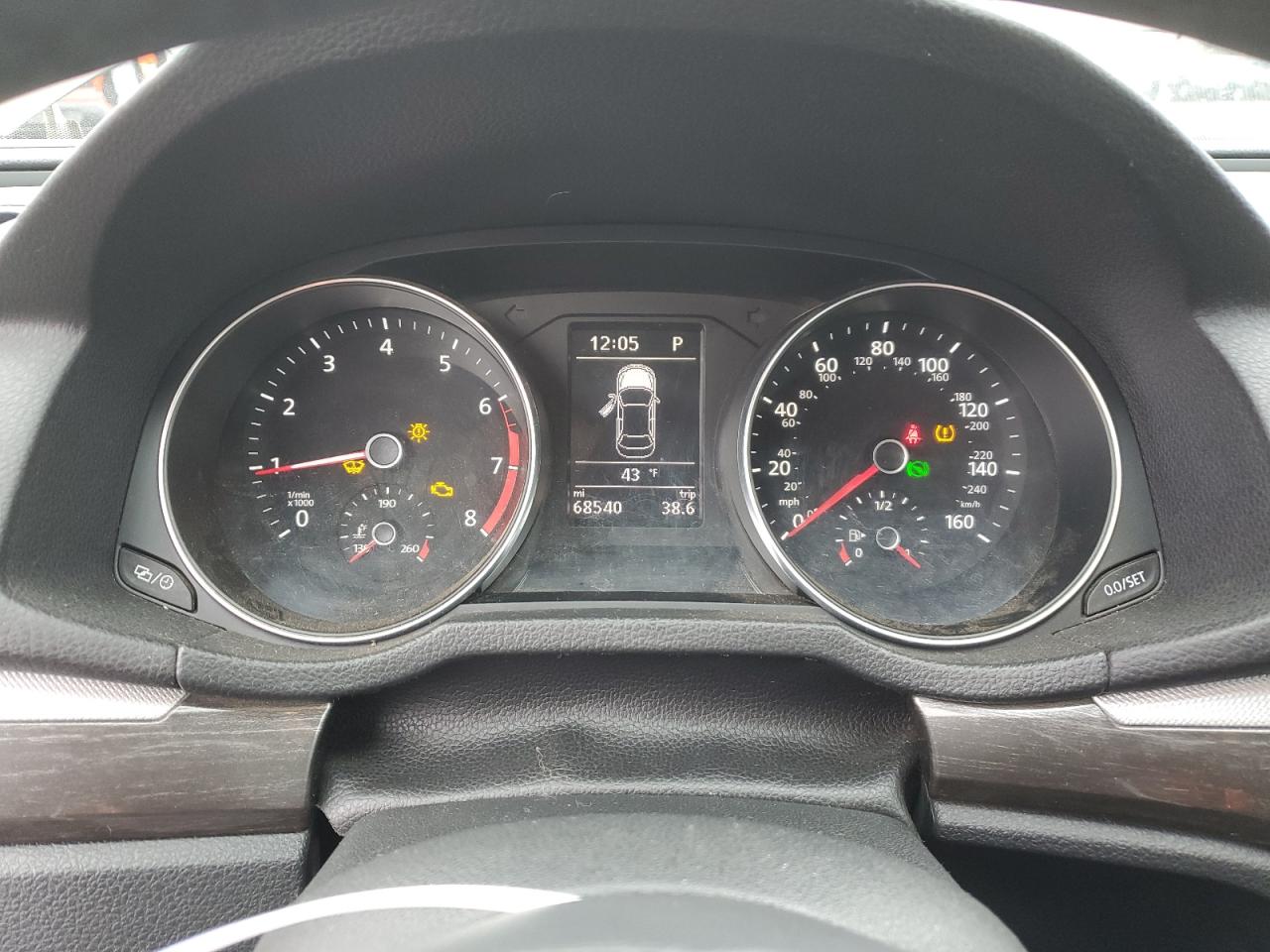 2016 Volkswagen Passat VIN 1VWBT7A34GC044803 Copart auction photo, front end damage thumbnail 9