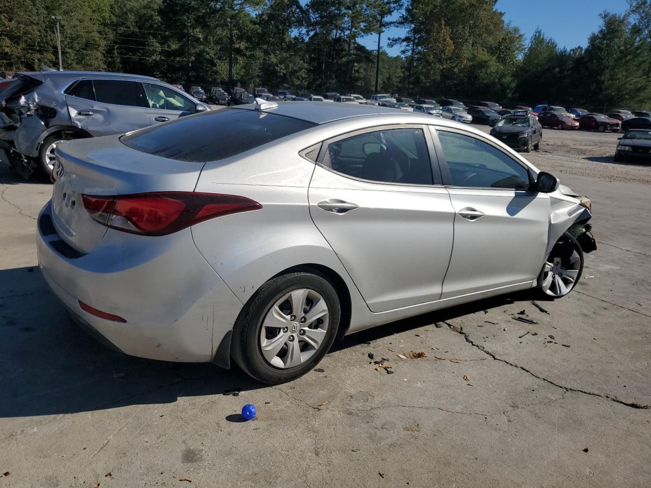 2016 Hyundai Elantra VIN 5NPDH4AEXGH781862 Copart auction photo, front end damage thumbnail 3