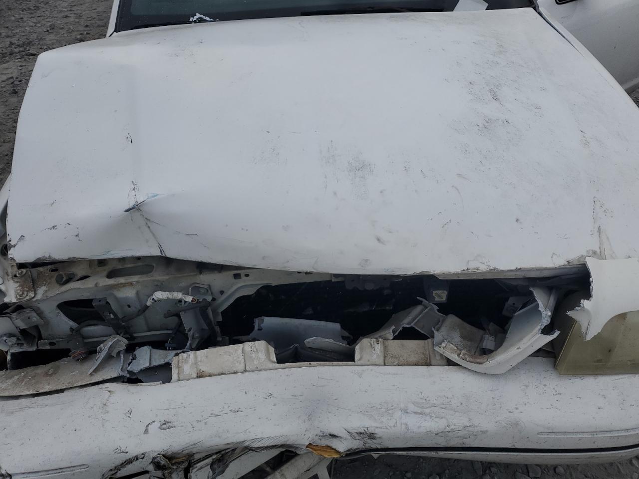 1999 Ford Crown Victoria VIN 2FAFP71W6XX107511 Copart auction photo, front end / mechanical damage thumbnail 11